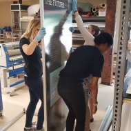 easy to assemble display frame