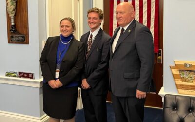 Mark V. Warner, Director of Government Affairs and Global Marketing, Lobbies Senate and Congress with Amazon Public Policy Team