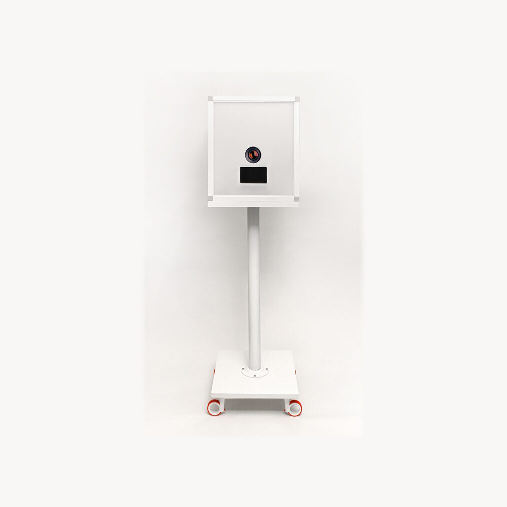 Custom camera photo booth setup using 6063 T5 aerospace aluminum structural profiles square tube, aluminum, aluminium tubes, extrusions, 80 extrusions 20, t slot style extrusions, and anodized aluminum. 6063 T5 aerospace aluminum is used exclusively by EZTube for aluminum extrusions. EZ Tube is the global leader in advanced commercial and industrial framing solutions, supply, advanced metals, composites, and distribution.